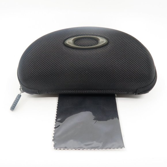 Oakley OO9208-5138 New Matte Black RADAR EV PATH Polarized Sunglasses w/case - Picture 6 of 6